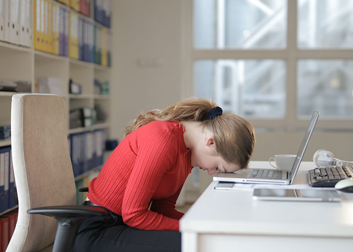 Woman Opens Up About Accidentally Showing Her Newly Accepted Job Offer To CEO Before She Gave Her Notice Woman Opens Up About Accidentally Showing Her Newly Accepted Job Offer To CEO Before She Gave Her Notice