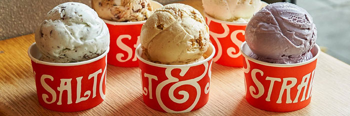 Ice cream in the paper cup 