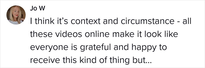 Influencer Is Left In Tears After Strangers Refuse Her Offer To Pay For Their Grocery Shopping Influencer Is Left In Tears After Strangers Refuse Her Offer To Pay For Their Grocery Shopping