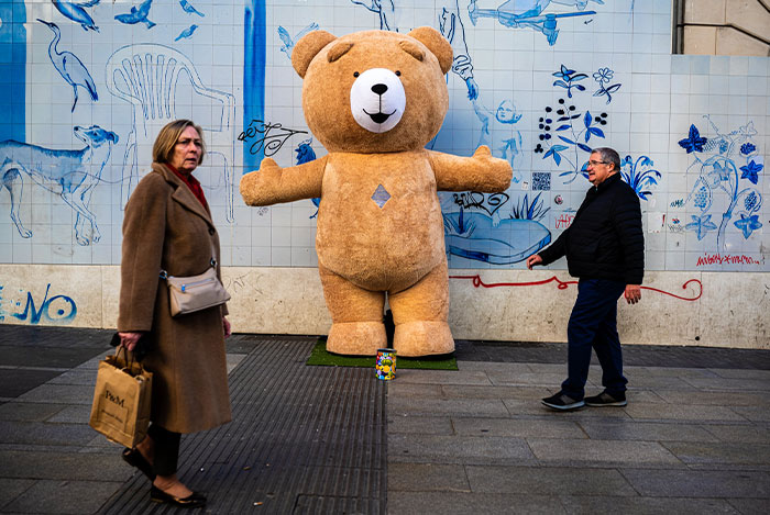 Street Photography: My 35 Pictures I Took While Traveling In Europe