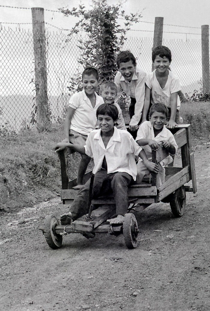 Homemade Fun! Tegucigalpa, Honduras, 1989 Leica M6, Noctilux, Tmy