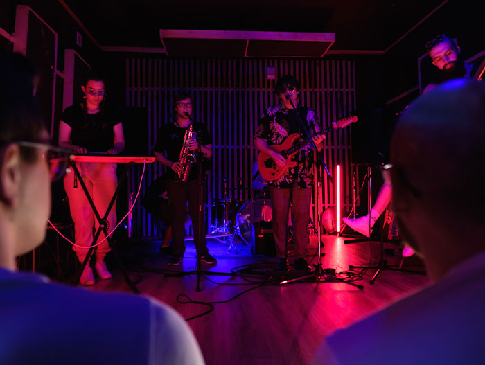 30 Things People Started Doing That Accidentally Saved Them Money