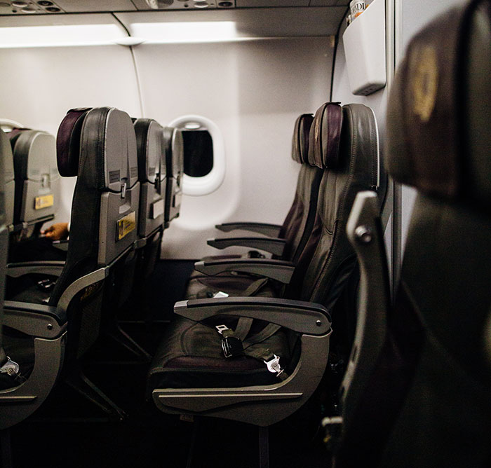 "¿Cuáles son las reglas tácitas al viajar en avión?": 30 respuestas