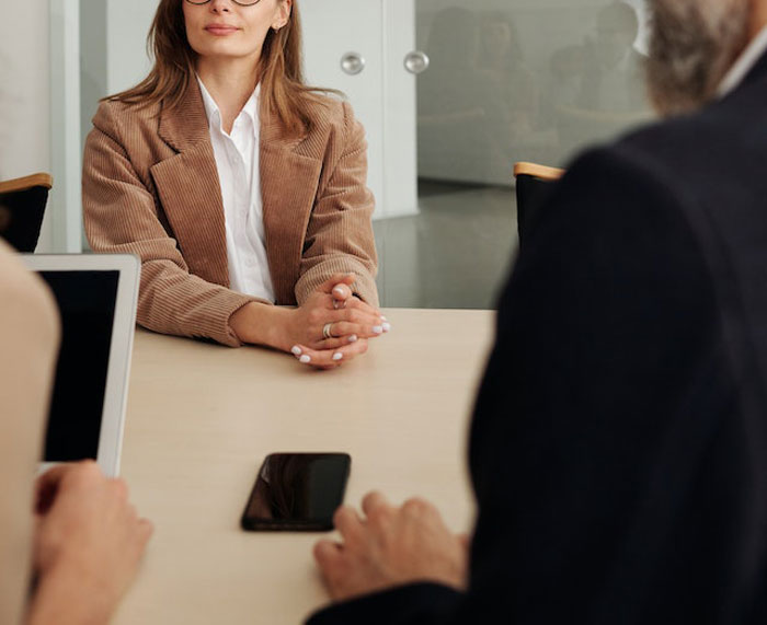 Rich Parents Want To Adopt Their Son's Friend From His Single Mom, The Mom Only Then Realizes All The Red Flags Rich Parents Want To Adopt Their Son's Friend From His Single Mom, The Mom Only Then Realizes All The Red Flags