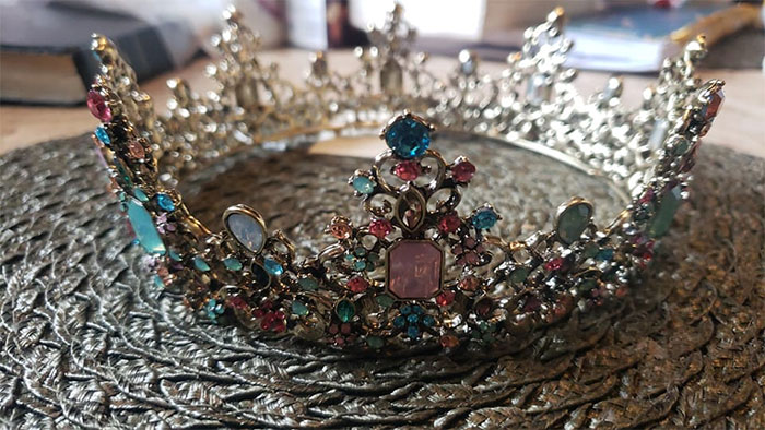Just Got Home And Had To Share This Wonderful And Beautiful Crown I Found Today At St..vinnies In Albany, Oregon