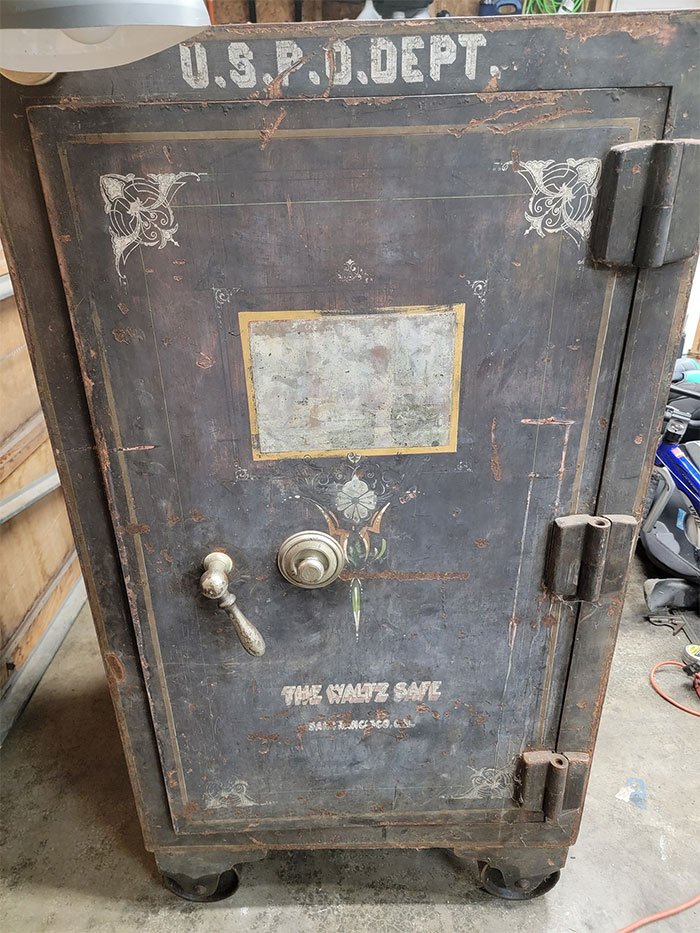 Acquired An Antique U.s Postal Service Safe At An Estate Sale For $100