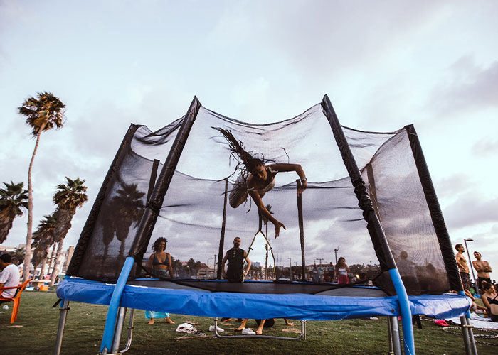 64 Cool 'Adult Things,' As Shared By People In This Online Community