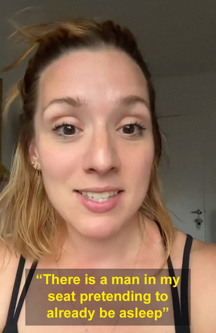 Entitled Man Steals This Woman's Plane Seat And Pretends To Be Asleep, Proceeds To Get Mad When She Takes It Back Entitled Man Steals This Woman's Plane Seat And Pretends To Be Asleep, Proceeds To Get Mad When She Takes It Back