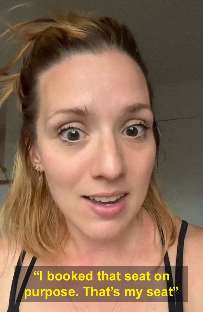 Entitled Man Steals This Woman's Plane Seat And Pretends To Be Asleep, Proceeds To Get Mad When She Takes It Back Entitled Man Steals This Woman's Plane Seat And Pretends To Be Asleep, Proceeds To Get Mad When She Takes It Back