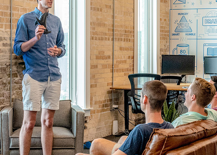 "She Marched Straight Into The CEO’s Office”: Woman Presents Coworker's Work As Her Own, Gets Exposed Right In Front Of The CEO "She Marched Straight Into The CEO’s Office”: Woman Presents Coworker's Work As Her Own, Gets Exposed Right In Front Of The CEO