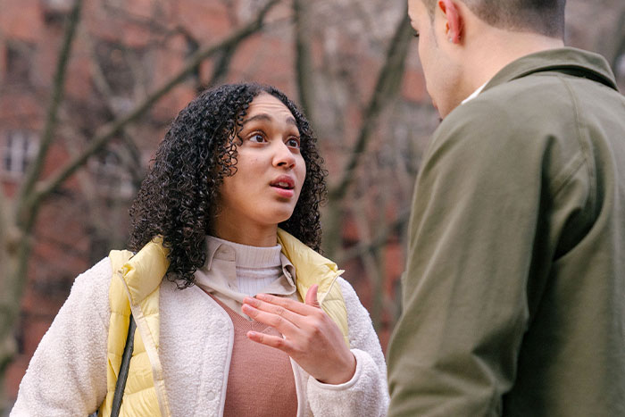 "Am I A Jerk For Refusing To Loan My Boyfriend $5,000?": Woman Defends Her Decision To Get Plastic Surgery Instead Of Giving Money To New BF "Am I A Jerk For Refusing To Loan My Boyfriend $5,000?": Woman Defends Her Decision To Get Plastic Surgery Instead Of Giving Money To New BF