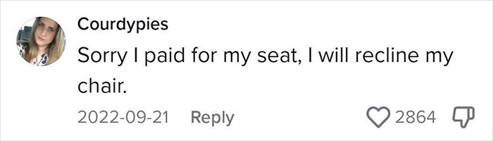 Plane Passenger Gets Tired Of Neighbors Invading Her Privacy By Reclining Their Seats, Starts Swiveling Air-Con Vents Right On Their Face Plane Passenger Gets Tired Of Neighbors Invading Her Privacy By Reclining Their Seats, Starts Swiveling Air-Con Vents Right On Their Face