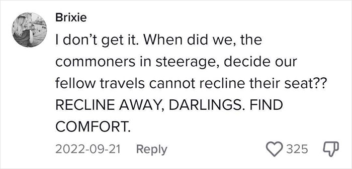 Plane Passenger Gets Tired Of Neighbors Invading Her Privacy By Reclining Their Seats, Starts Swiveling Air-Con Vents Right On Their Face Plane Passenger Gets Tired Of Neighbors Invading Her Privacy By Reclining Their Seats, Starts Swiveling Air-Con Vents Right On Their Face