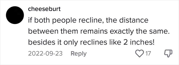 Plane Passenger Gets Tired Of Neighbors Invading Her Privacy By Reclining Their Seats, Starts Swiveling Air-Con Vents Right On Their Face Plane Passenger Gets Tired Of Neighbors Invading Her Privacy By Reclining Their Seats, Starts Swiveling Air-Con Vents Right On Their Face
