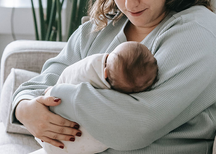 Woman Wonders If She's Wrong For Not Wanting To Take Husband's 8-Year-Old On Holiday While Taking Their Baby Son Woman Wonders If She's Wrong For Not Wanting To Take Husband's 8-Year-Old On Holiday While Taking Their Baby Son