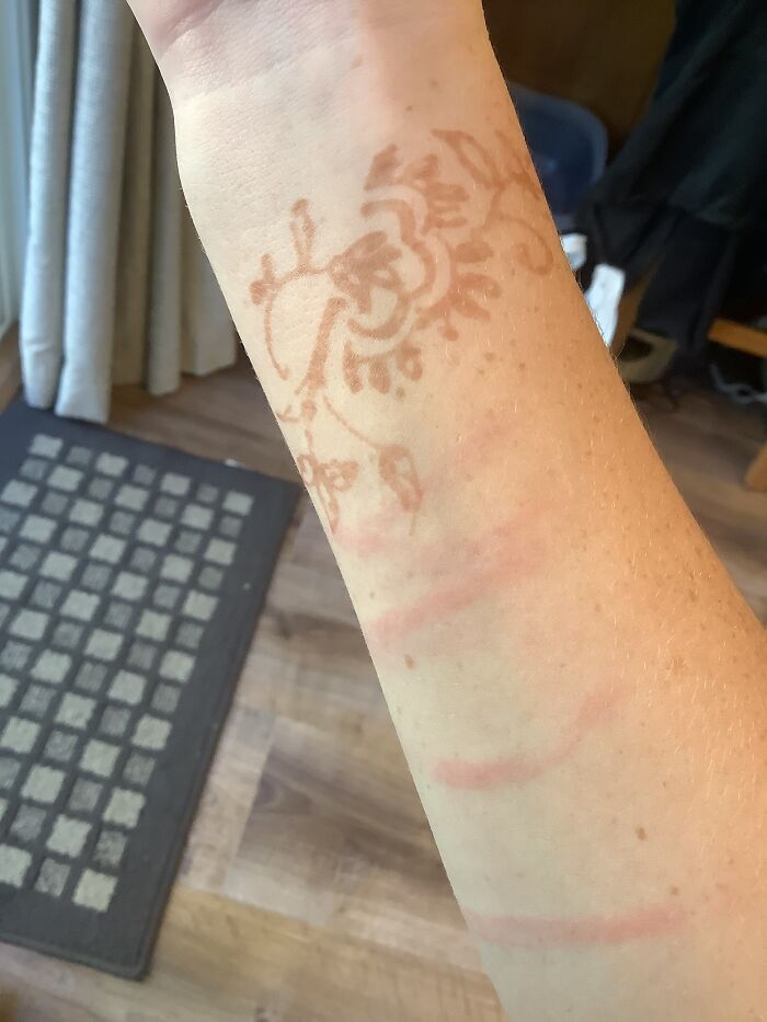 Didn’t Do This Myself But A Woman At My Old Elementary School Does Hennas For The Kids At The School Fair And I Decided To Get One