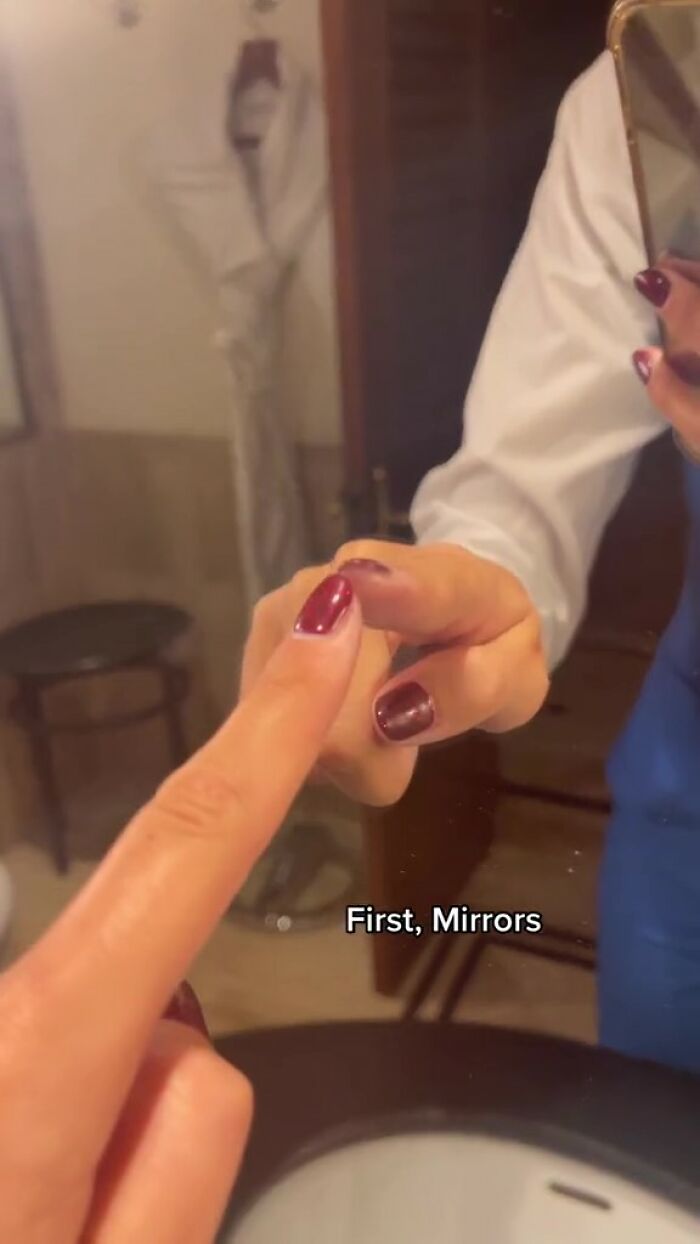 Users Are Thanking Woman For Sharing Her Safety Tips That She Follows Once She Goes To A Hotel Users Are Thanking Woman For Sharing Her Safety Tips That She Follows Once She Goes To A Hotel