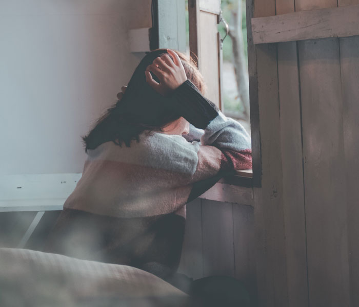 Mom Can't Believe Her Husband Suggested Her Daughter Sleep On The Couch, While His Daughter Gets A Whole Room To Herself Mom Can't Believe Her Husband Suggested Her Daughter Sleep On The Couch, While His Daughter Gets A Whole Room To Herself