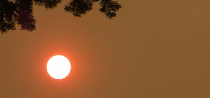 Bad Haze From The Northern And Southern Fires Back A Fews Back