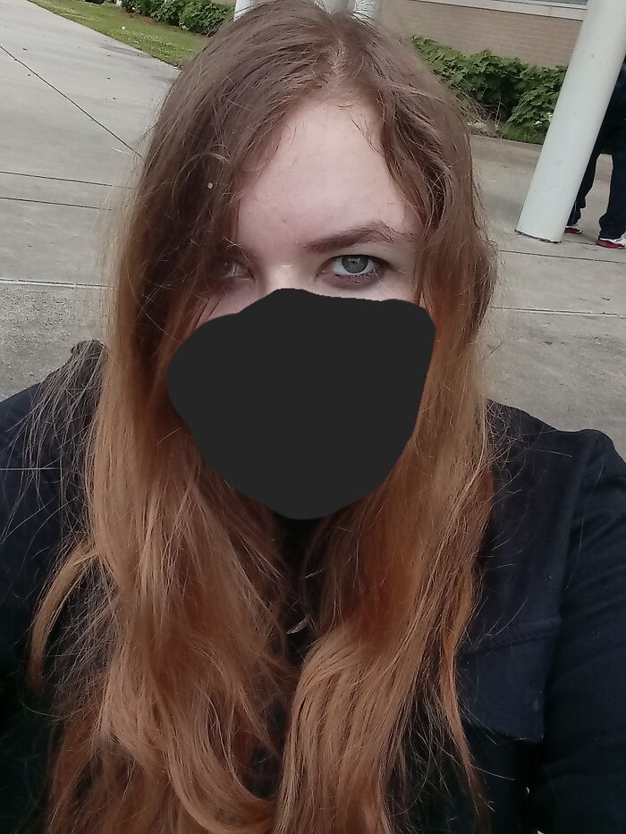 My Hair Looks Terrible And I Haven't Put On Eyeliner In Days