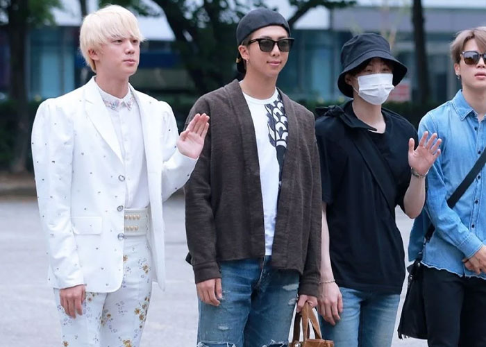 32 Things That Only Attractive People Can Get Away With, As Shared In This Viral Thread