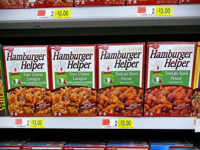 Person Asks "What Is Some ‘Poor People's Food’ That You Will Eat No Matter How Wealthy You Get?", And 30 Folks Deliver