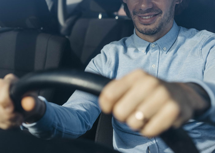 Person Decided To Block A Car For Exactly 17 Minutes And 20 Seconds To Get Revenge, They Drive Off And Regret It Dearly Person Decided To Block A Car For Exactly 17 Minutes And 20 Seconds To Get Revenge, They Drive Off And Regret It Dearly
