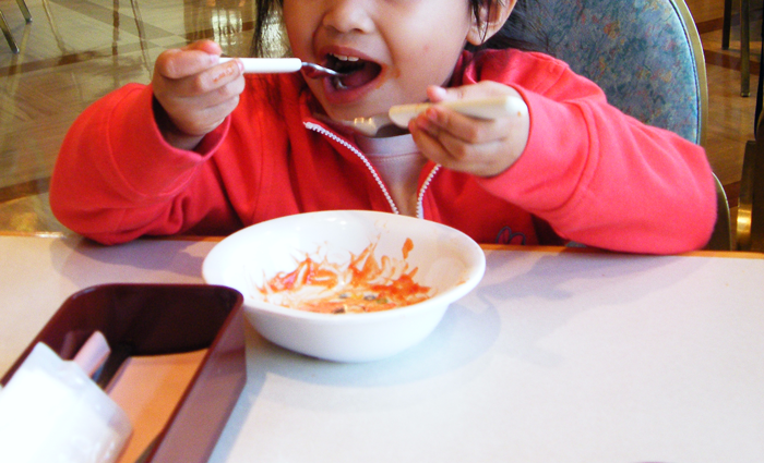 Woman Wonders If She Was Wrong For Losing Her Cool At A Family Outing After Cousin Makes Disparaging Remarks Woman Wonders If She Was Wrong For Losing Her Cool At A Family Outing After Cousin Makes Disparaging Remarks
