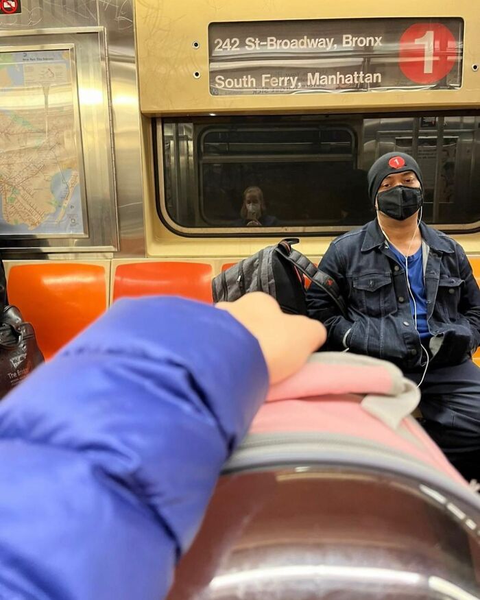 Subway-Signs-Resemble-Sitting-People