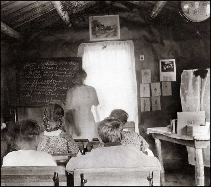 One-Room Schoolhouse, Wisconsin, 1904