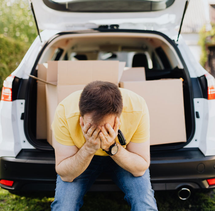 Woman Leaves Man Out Of The Blue After A 5-Year Relationship, Returns And Expects Everything To Be The Same Woman Leaves Man Out Of The Blue After A 5-Year Relationship, Returns And Expects Everything To Be The Same