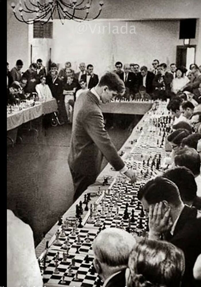 Bobby Fisher Champion Chess Player 50 Opponents