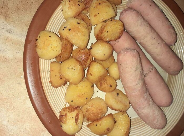Sausages And Roast Potatoes