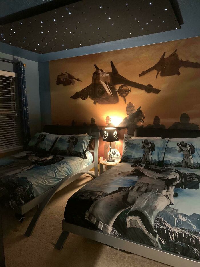 Room decorated in the Star Wars style 