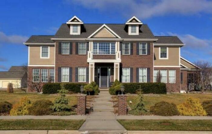 A Kid’s Sims Model Irl ?