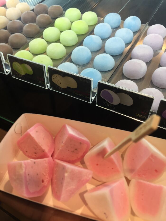 Lychee Ice Cream in the carton plate