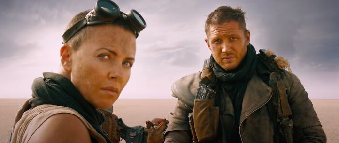 Furiosa and Max in the desert 