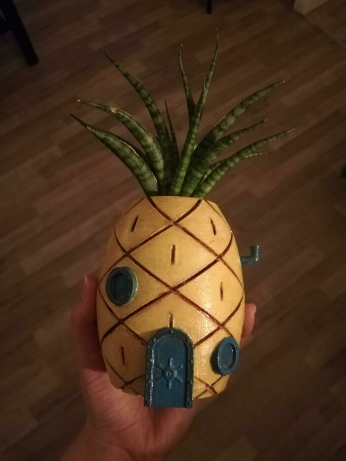 My Friend Just Surprised Me With This Beautiful Selfmade Pot And I Can't Stop Smiling!
