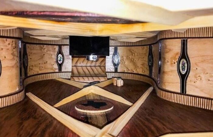 The Inside Of This Guitar Looks Like A Really Fancy Apartment