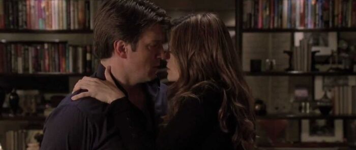 Richard and Kate kissing 