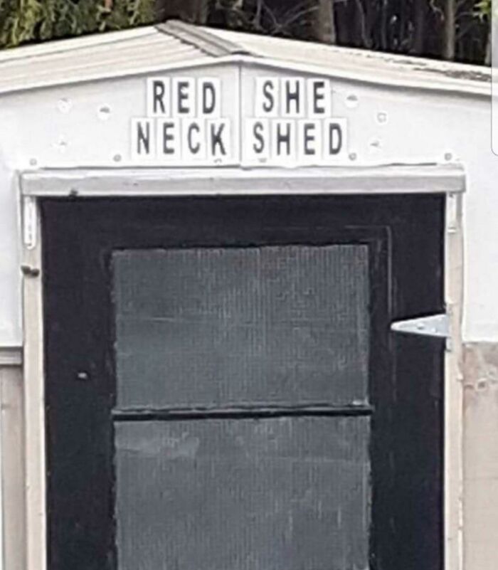 Redshe Neckshed