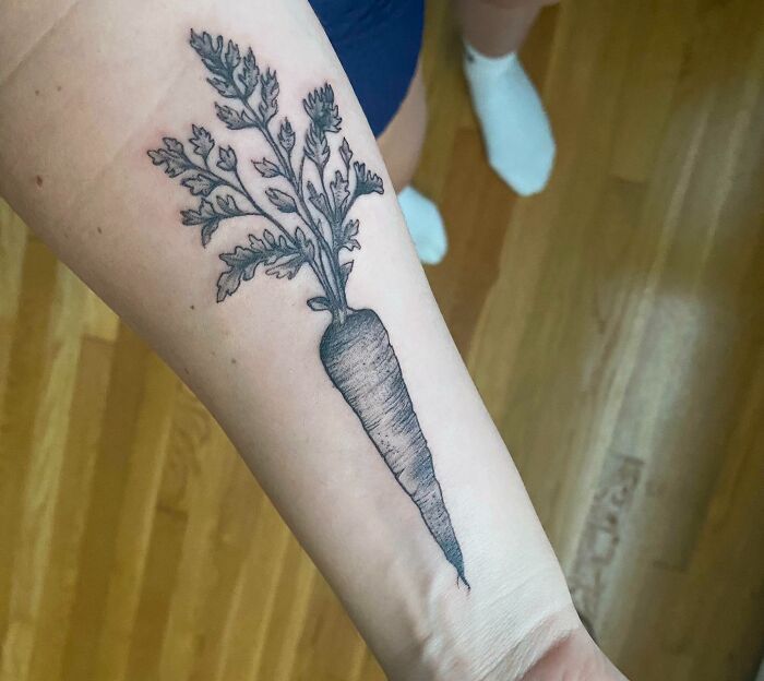 Carrot black and white tattoo