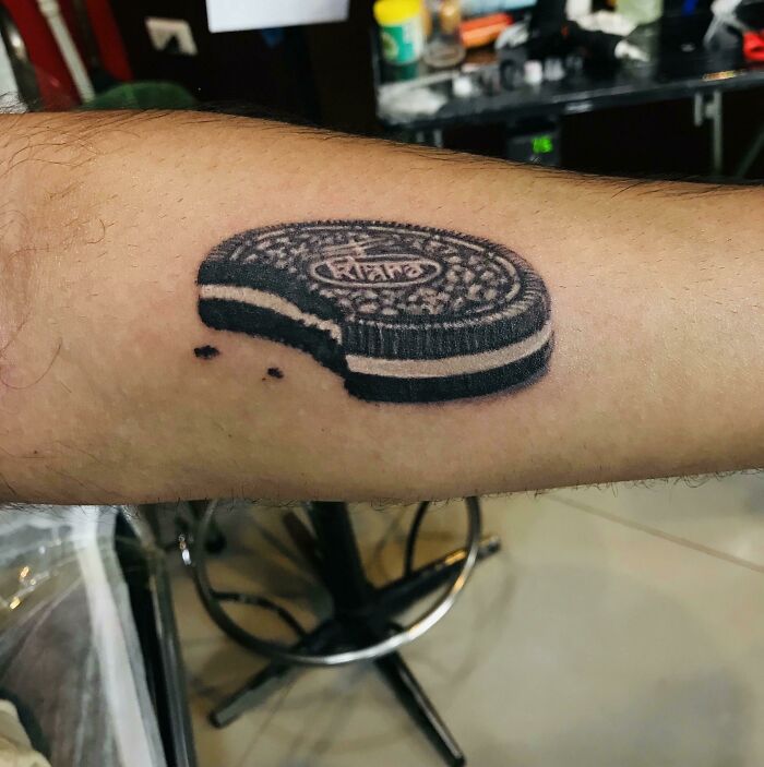 Oreo cookie watercolr tattoo