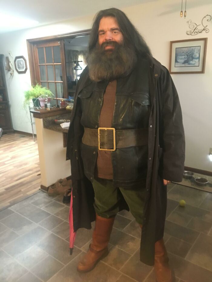 Person cosplaying old Hagrid from Harry Potter