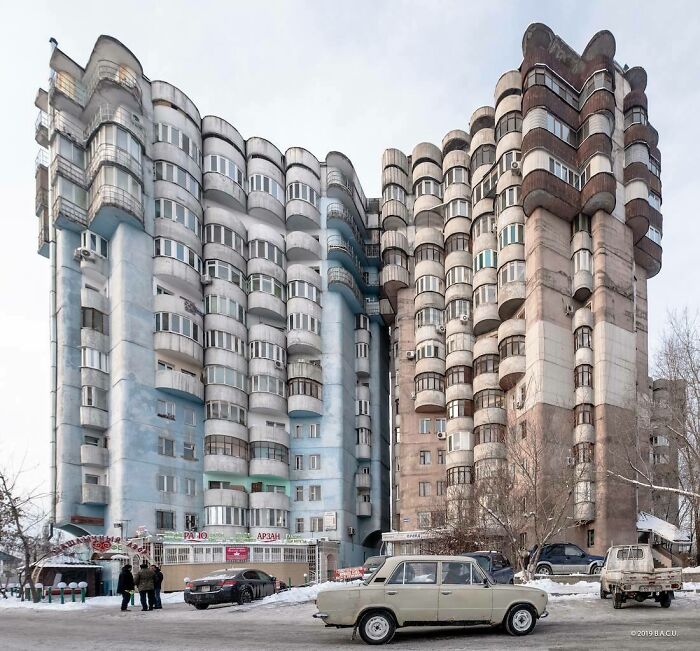 The Aul Residential Complex, Tole Bi 286/1, Almaty, Kazakhstan Built In Stages Between 1986-2002 Architects: B. Voronin, L. Andreyeva, Yu. Ratushnyi, V. Lepeshov, V. Ve, M.rakhimbayev Designers: S. Matveyev, G. Klochkovskaya, V. Zinstein, S. Kainarbayev (C) Bacu / Photo By Dumitru Rusu