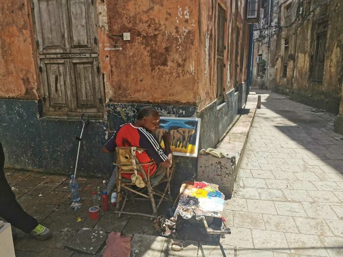 Street Painter In Zanzibar