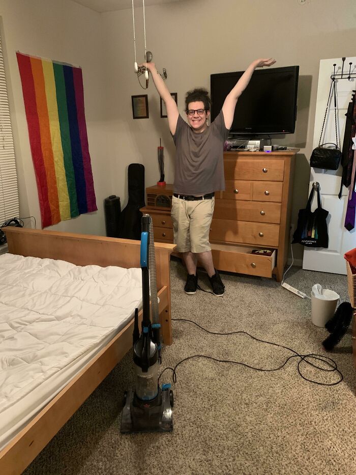 Hey Mom, I Cleaned My Room! My Depression Has Been Overcoming Me Lately And My Room Was An Absolute Disaster, But I'm Finally Getting Help And Starting To Heal! I'm Genuinely Feeling Better!