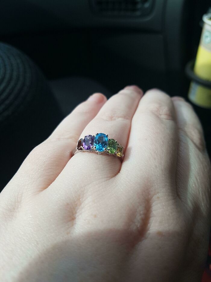Mums I Got My Wedding Ring Today
