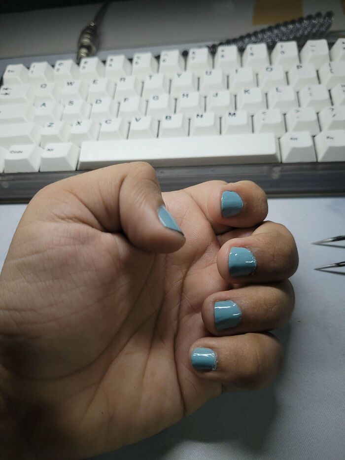Hey Mom, I Painted My Nails Even Tho You Said Me Doing That Is An Embarrassment Cuz I'm A Guy. I Think I Did A Good Job
