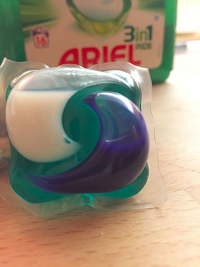 Tide pods on a table 